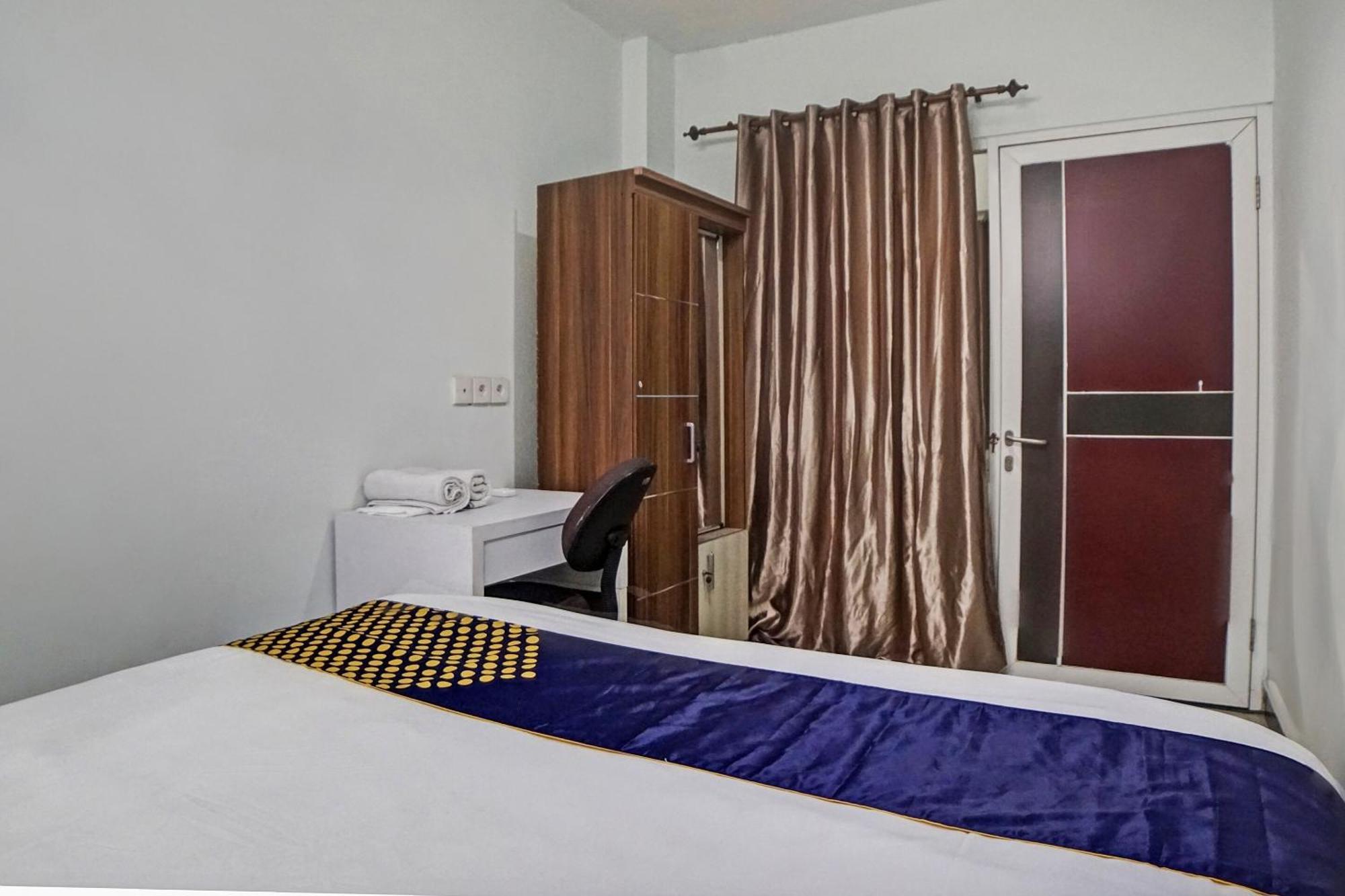 Spot On 92822 Finest House Near Amplas Bus Terminal Medan Exterior foto
